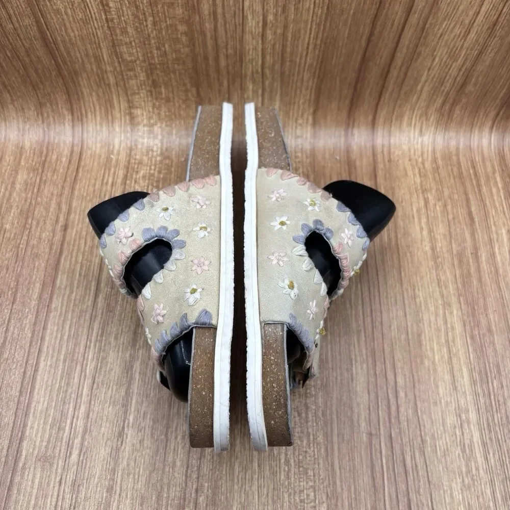 Free People Wildflowers 40 / 10 Embroidered Sandals Floral Beige Tan‎ Buckle